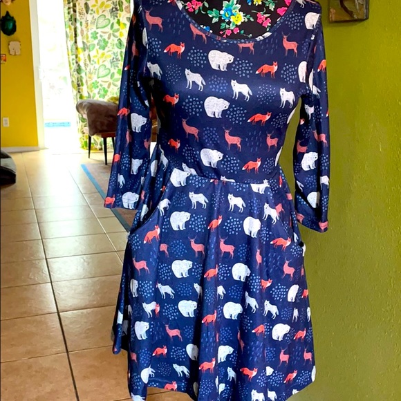 Dresses & Skirts - Cute animal print dress M